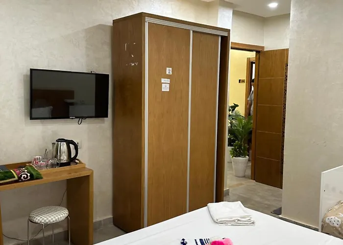 hotel el amri akchour
