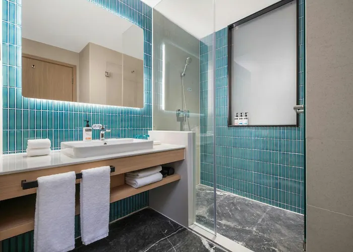 Holiday Inn Express Taizhou Toumen Port By Ihg