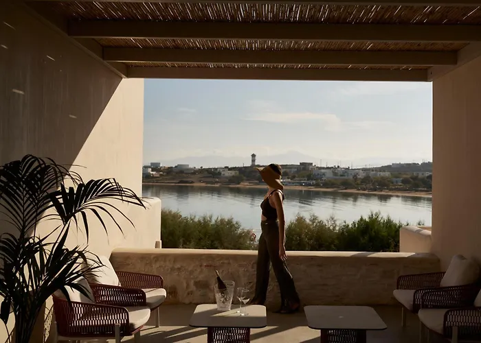 Salt Suites Paros