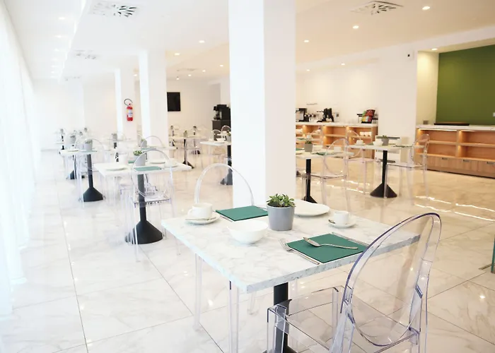 Victor Hotel
