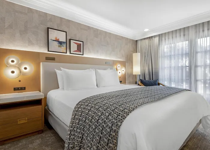 Best Western Plus Sunset Plaza Hotel Los Angeles