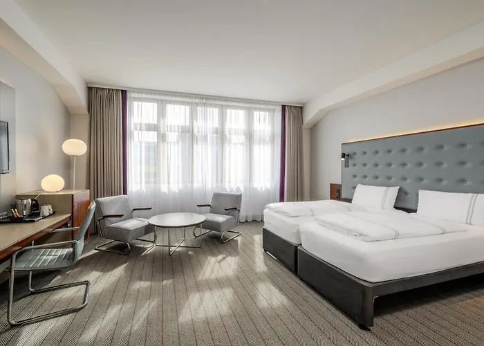 Premier Inn Köln City Mediapark