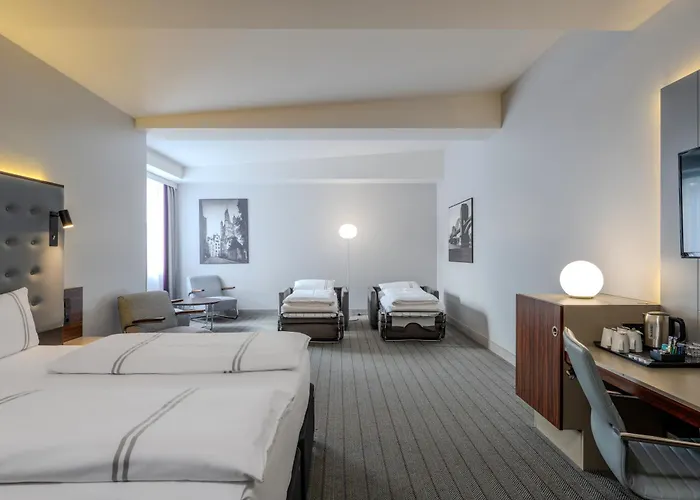Premier Inn Köln City Mediapark