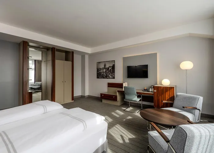 Premier Inn Köln City Mediapark