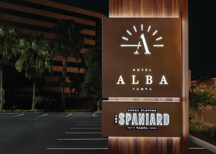 Hotel Alba Tampa, Tapestry Collection By Hilton