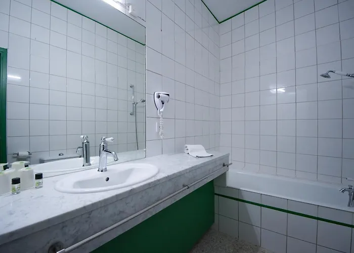 Hotel Le Moderne - Anciennement Hotel Oursblanc Victorhugo Toulouse