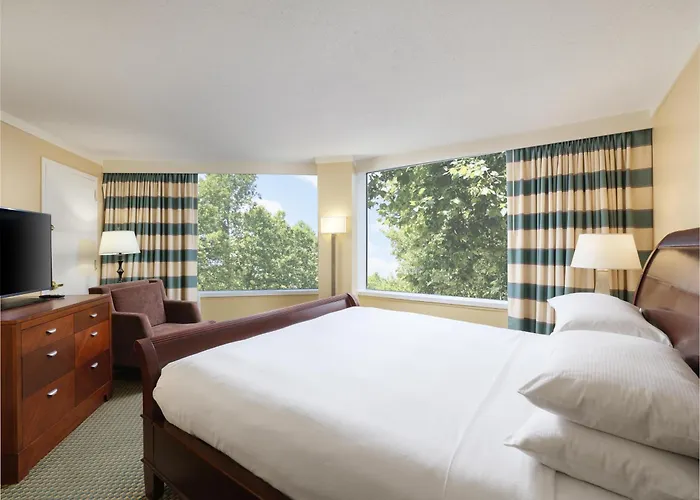 Doubletree By Hilton Stamford Hotel