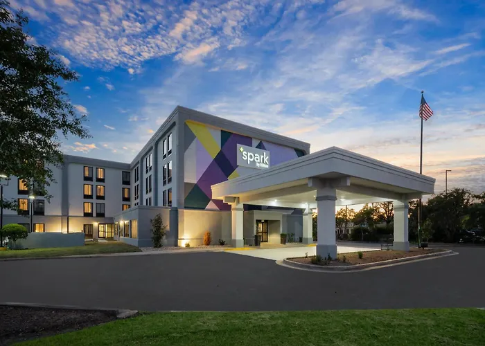 Spark By Hilton Decatur