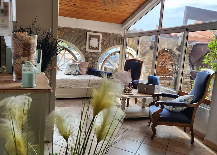 Hotel Logis Les Charmettes à Argelès-sur-Mer