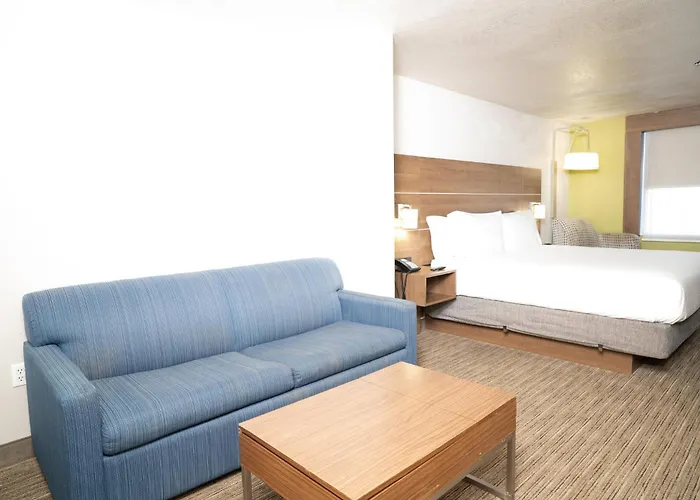 Holiday Inn Express Hotel & Suites Hesperia By Ihg