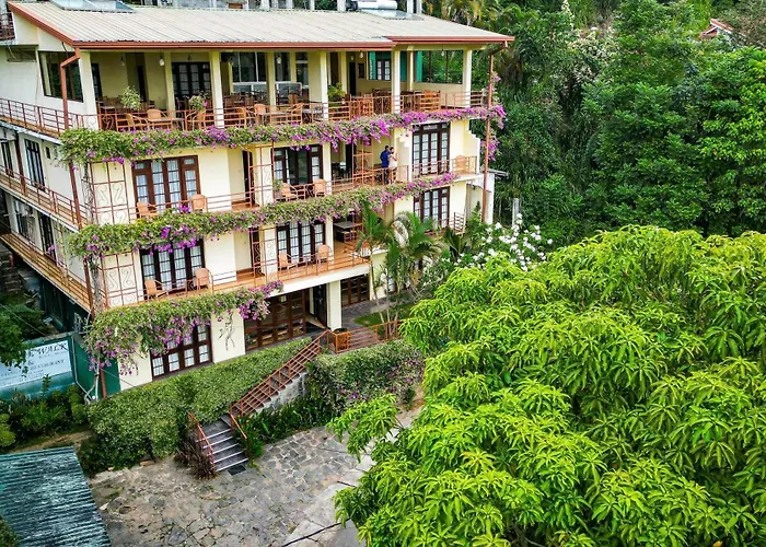 Nature Walk Resort Kandy