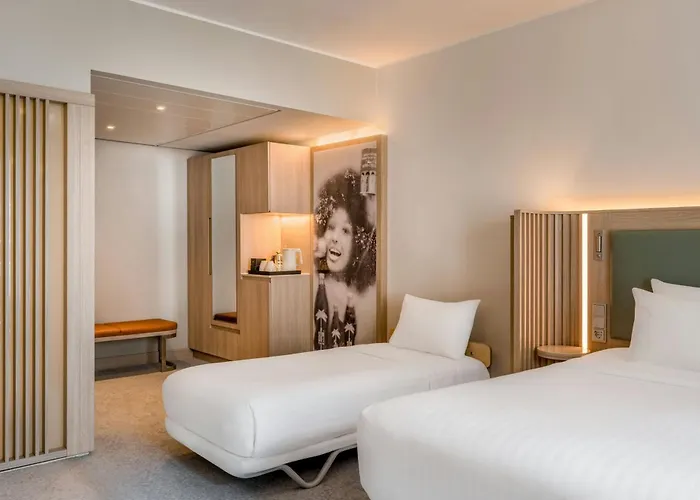 Hotel Courtyard By Marriott Köln