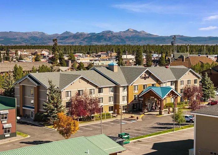 Clubhouse Inn