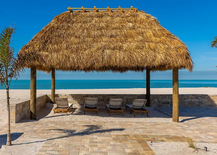 A Beach Retreat On Casey Key Nokomis
