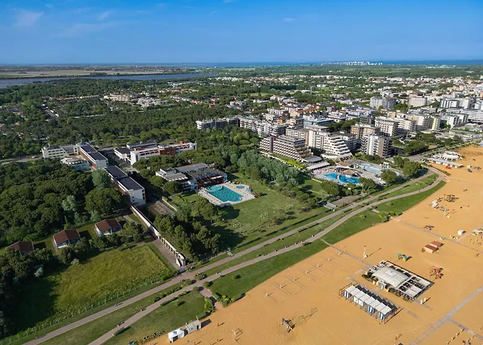 Savoy Beach Hotel & Thermal Spa