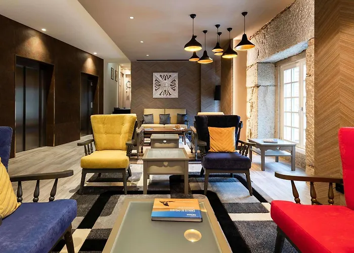 Ibis Styles Chaves Hotel