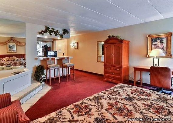 Holiday Inn Youngstown-North Metroplex Ctr