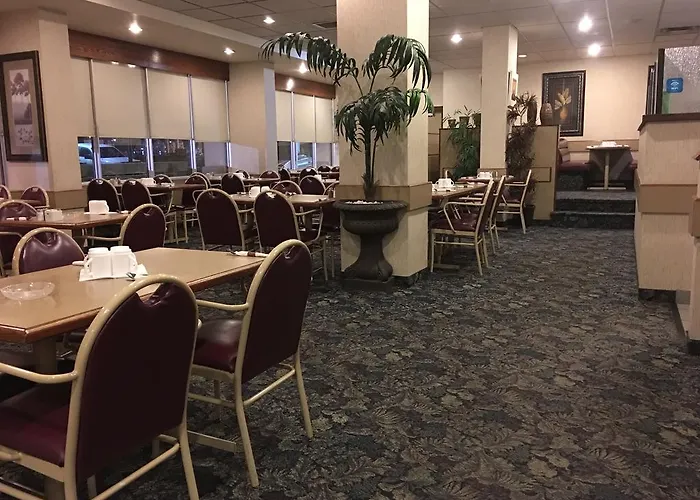 St. Albert Inn & Suites