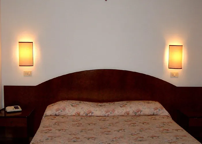Akross Hotel