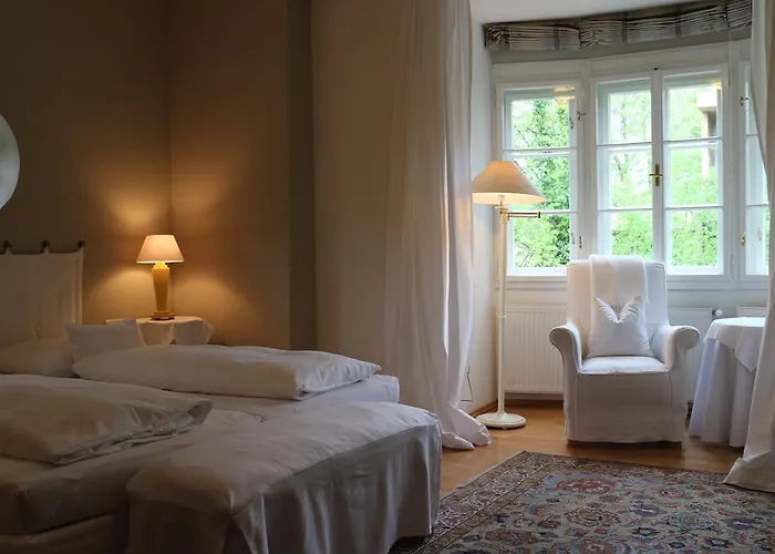 Hotel Seeschloessl Velden