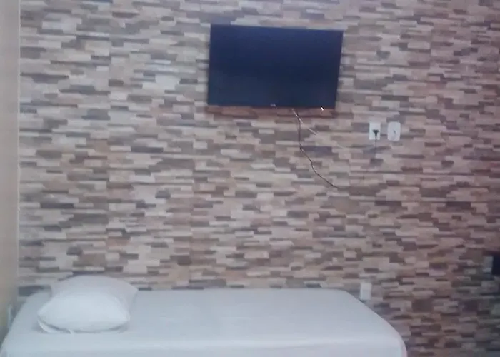 Hotel Dois Candangos