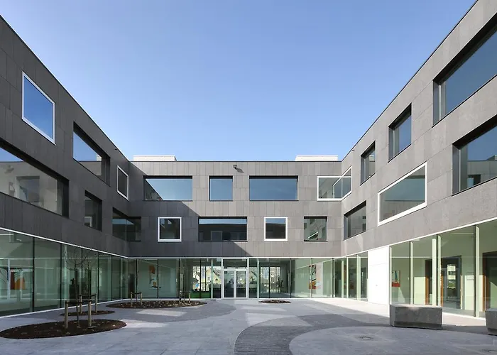 Hotel Middelpunt - Gratis Parking - Free Parking