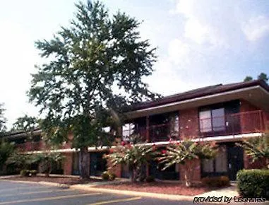 Super 8 La Grange Hotel