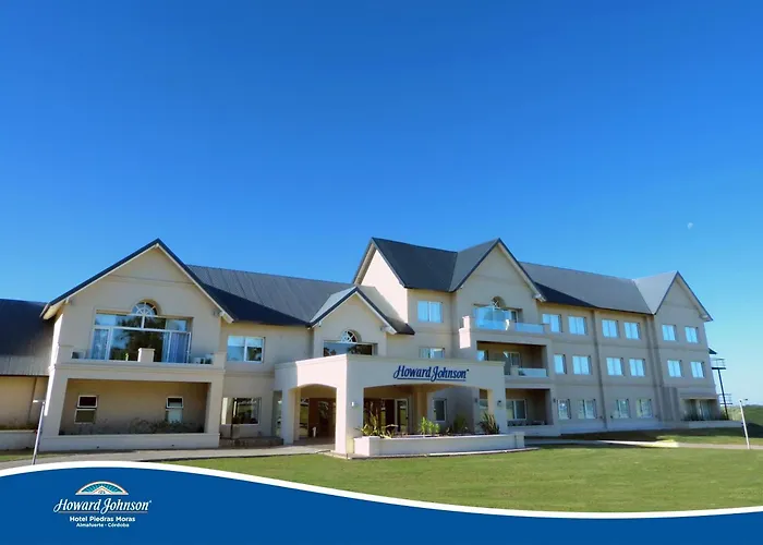 Howard Johnson Hotel Piedras Moras