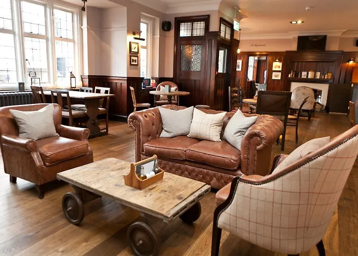 The Bath Arms Hotel