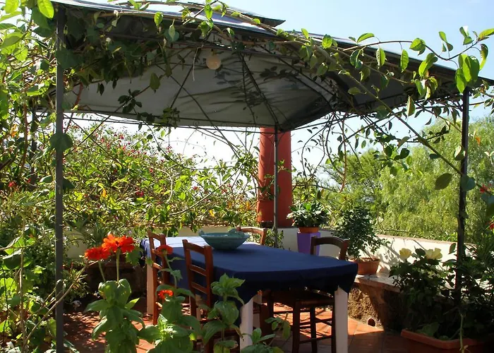 Bed and Breakfast Casa Terranova Isola di Ustica