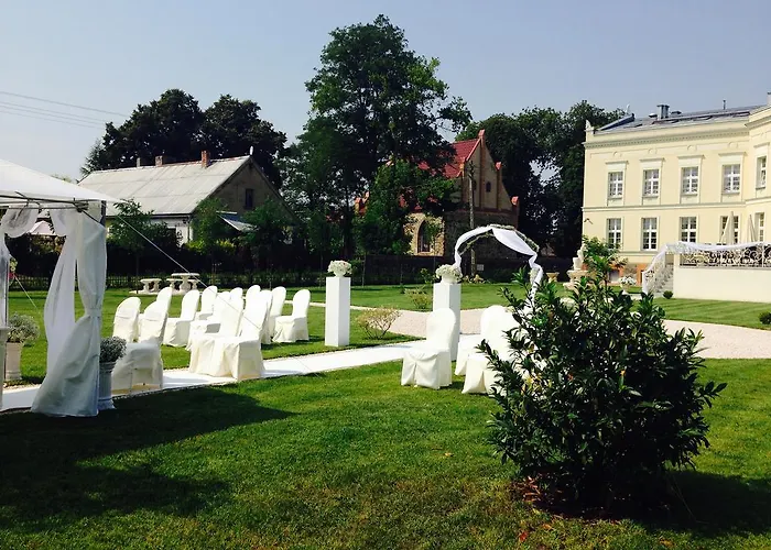 Hotel Spa Akacjowy Dwor