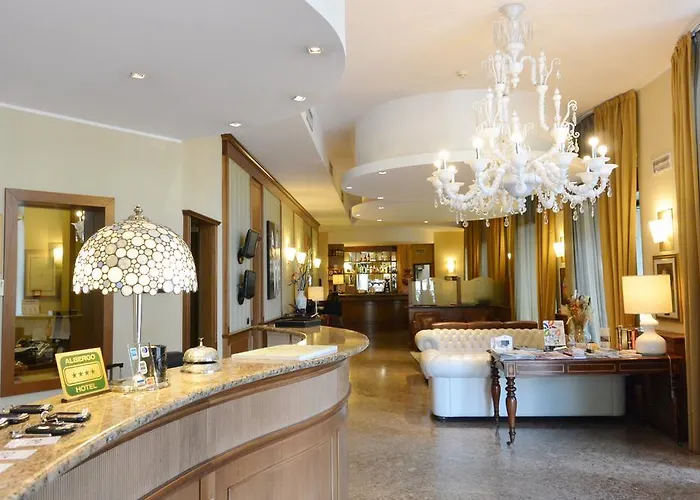 Hotel Moderno