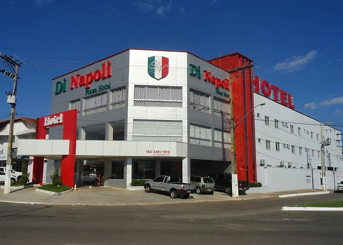 Di Napoli Plaza Hotel
