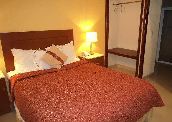 Hotel Fenix
