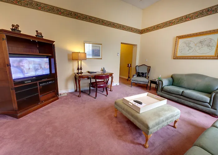 The Woodlawn Inn
