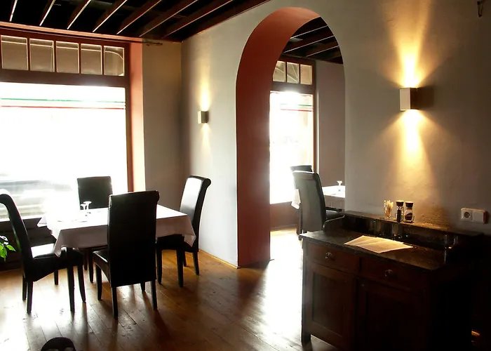 Hotel Saloon