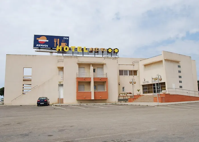 Bayo Lirola Hotel Balisa