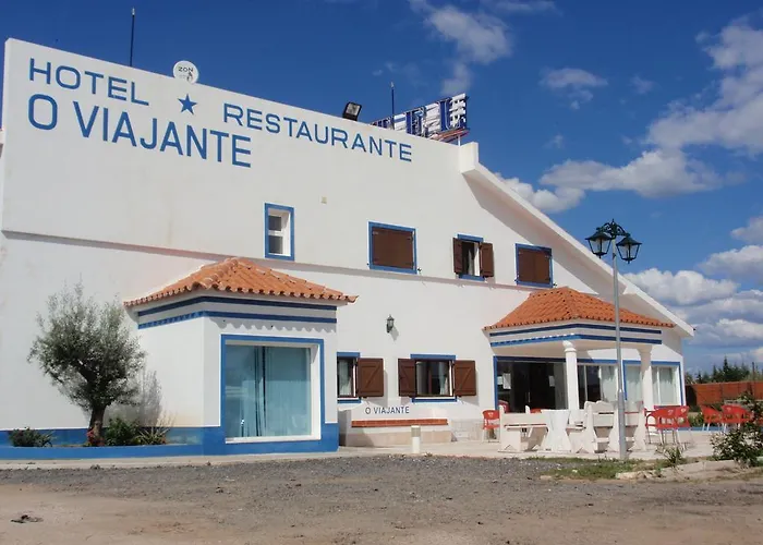 "O Viajante" Low Cost Hotel Estremoz