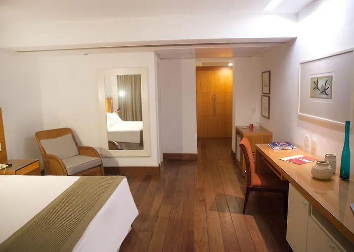 Golden Tulip Ipanema Plaza
