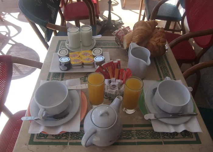 Hotel-Cafe Du Trinquet