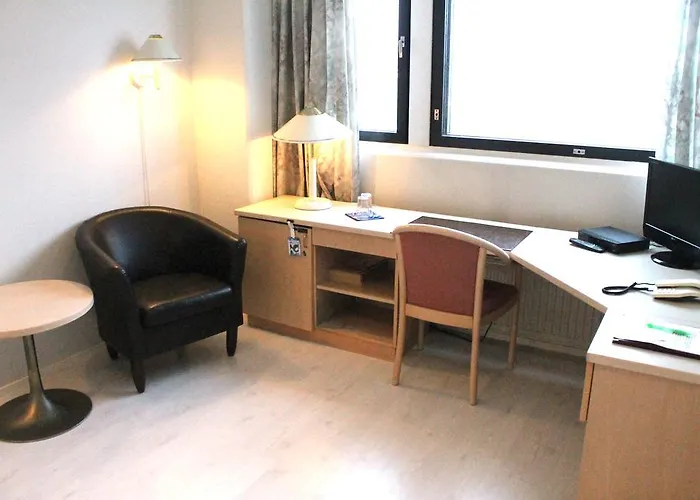Hotel Avion