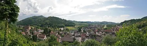 Gasthof und Pension zum Kreuz