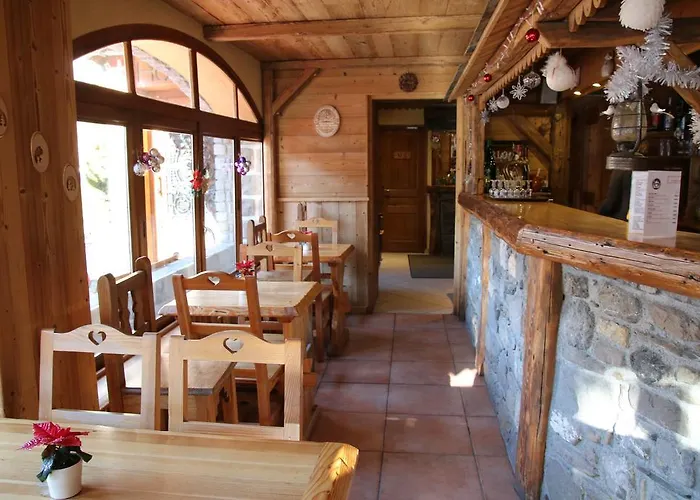 Hotel De La Poste