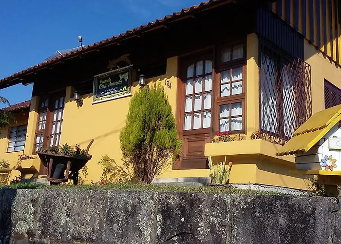 Pousada Casa Amarela Canela