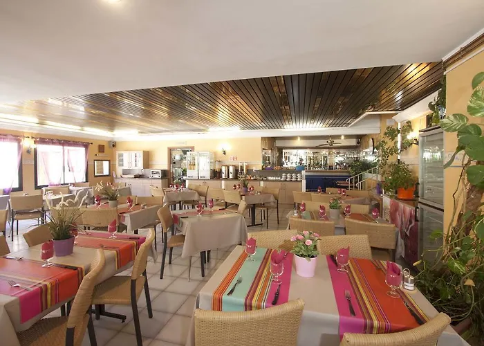 Hotel La Croix De Malte