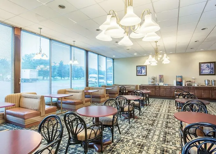 Days Inn Conference Center - Bridgewater