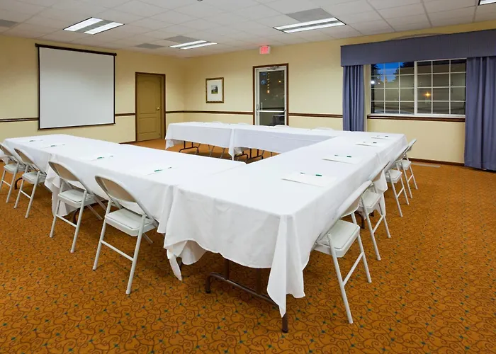 Country Inn & Suites By Radisson, Sioux Falls