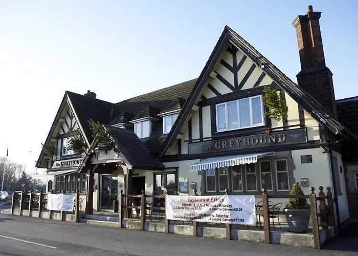 Tbd Sporting Lodge Inns Leigh