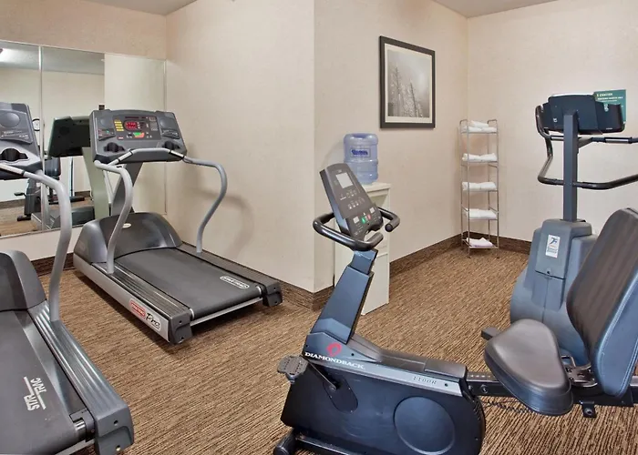 Seasons Inn & Suites Highland