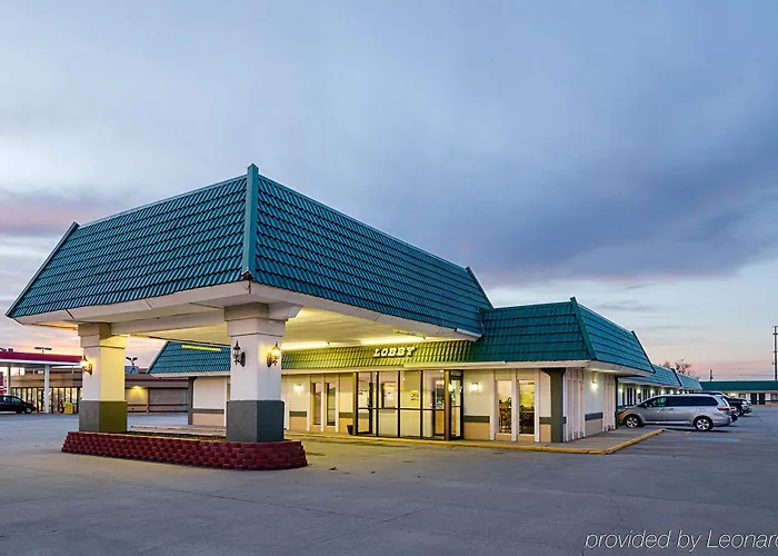 Econo Lodge Mcpherson